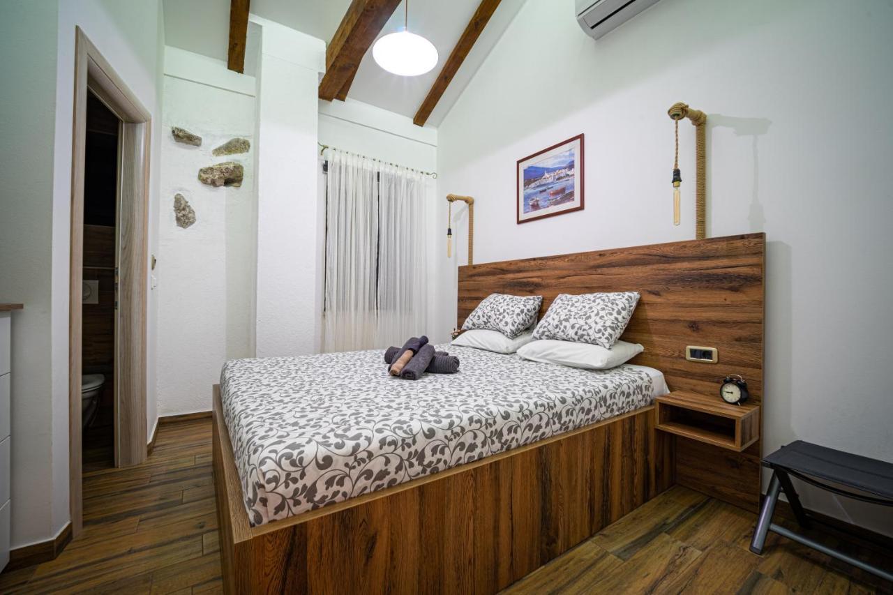 Villa Campiello Heated Pool Vrbnik Ngoại thất bức ảnh