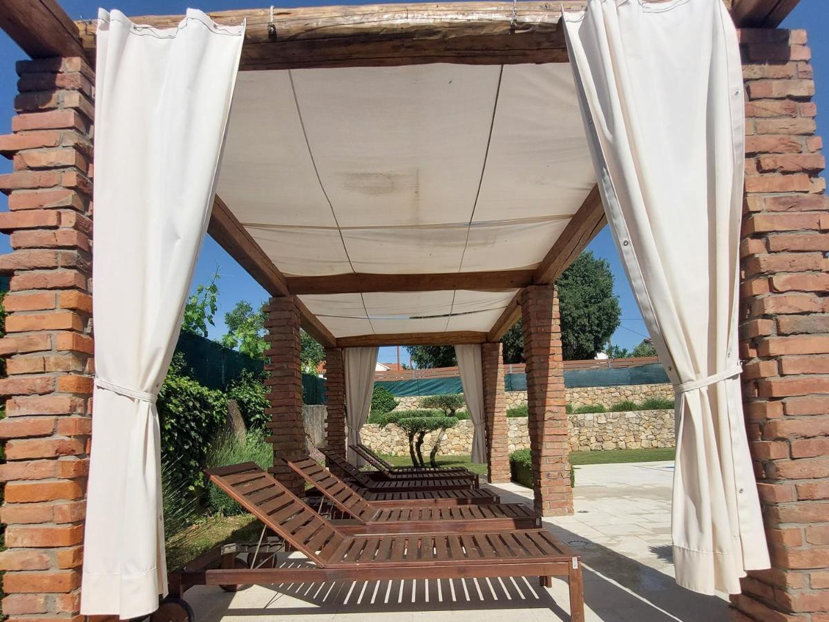 Villa Campiello Heated Pool Vrbnik Ngoại thất bức ảnh